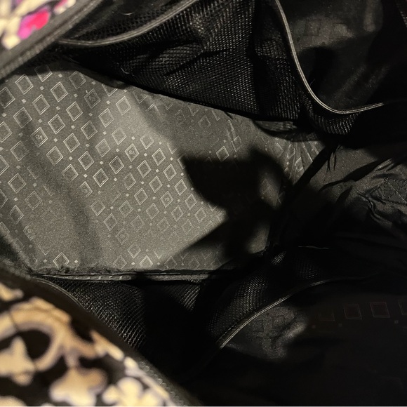 VERA BRADLEY CARRY-ON TRAVEL BAG🩷🖤 - Picture 4 of 4
